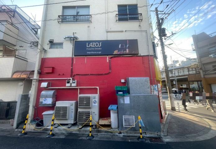 【世田谷区】千歳船橋駅徒歩3分／角地／カフェダイニングバー最適／駅至近のワインバー居抜き物件／約9.68坪